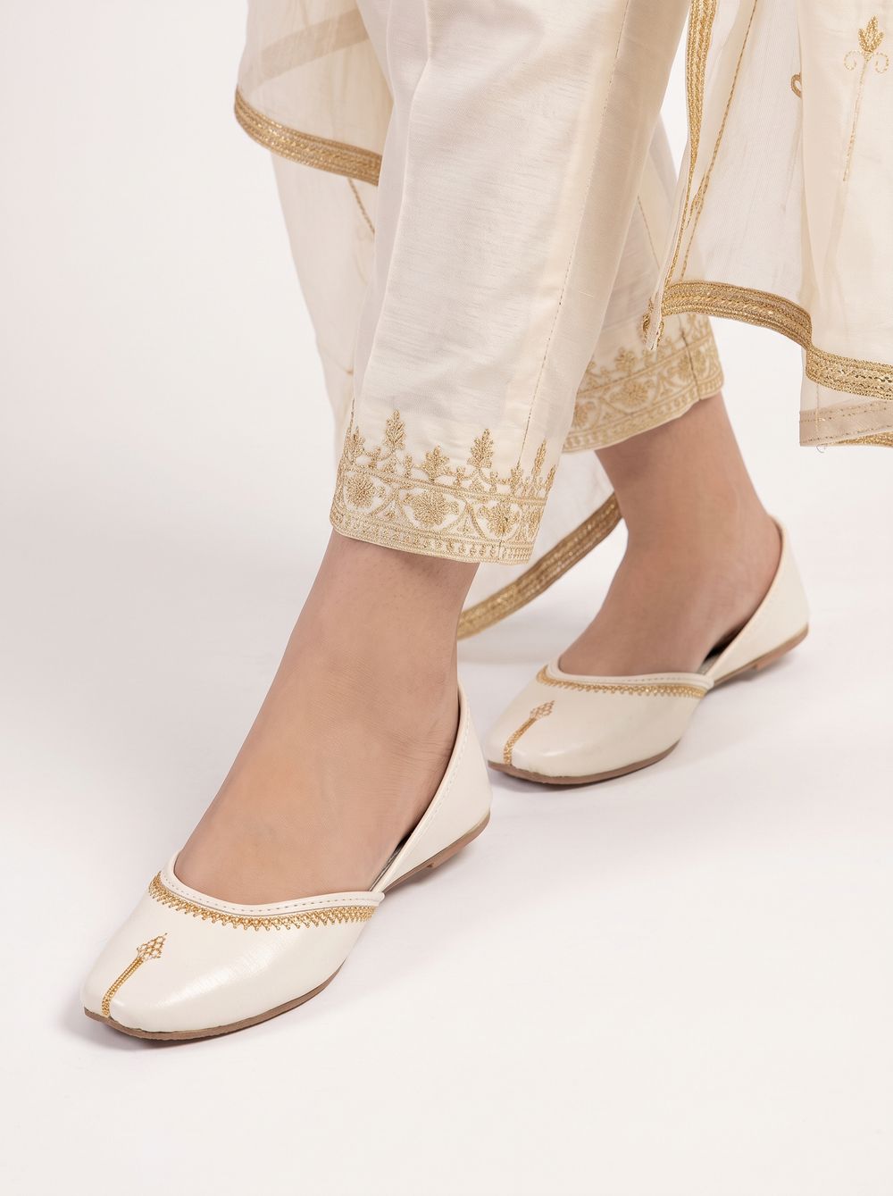 Ivory Khussa