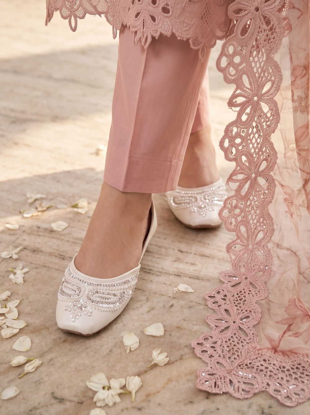 Pearl Embroidered Khussa